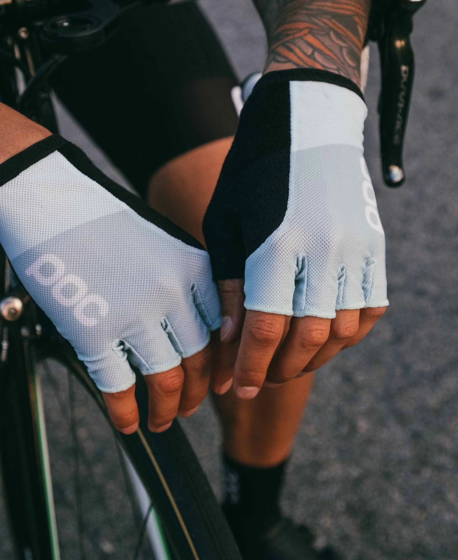 POC Essential Road Mesh Short Glove Gloves 8 POC Essential Road Mesh Short Glove Gloves