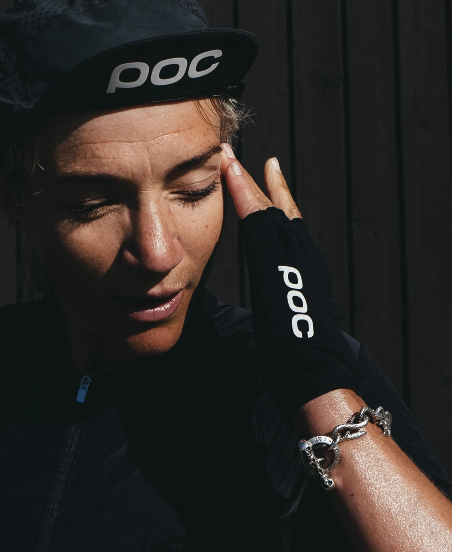 POC Essential Short Glove 4 POC Essential Short Glove