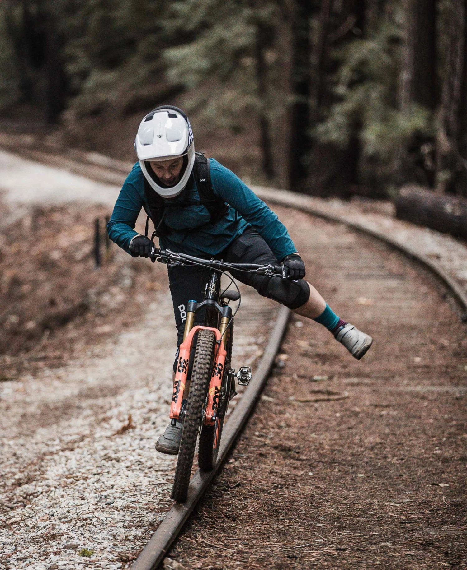 POC Resistance Pro DH Glove 3 POC Resistance Pro DH Glove