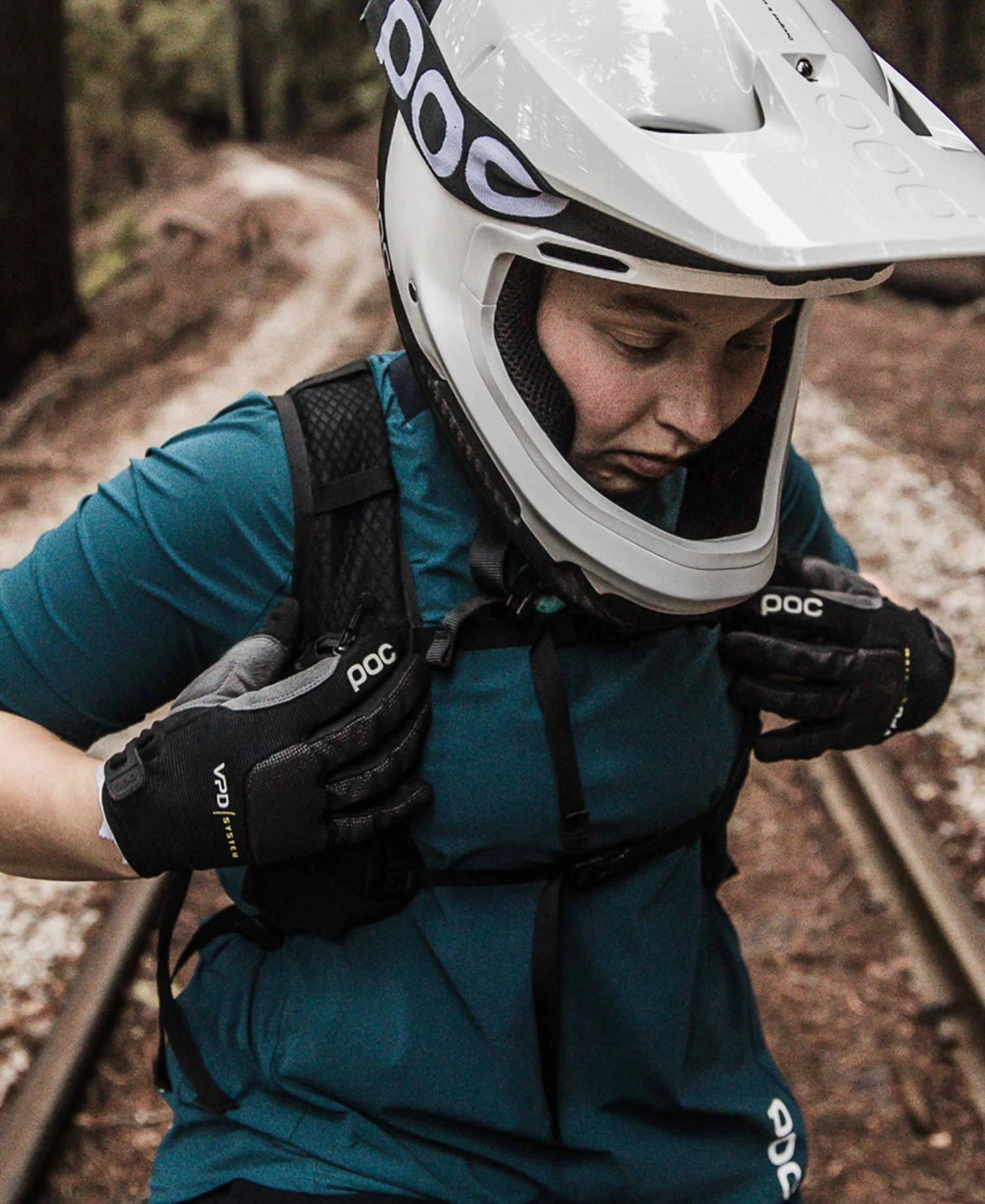 POC Resistance Pro DH Glove 6 POC Resistance Pro DH Glove